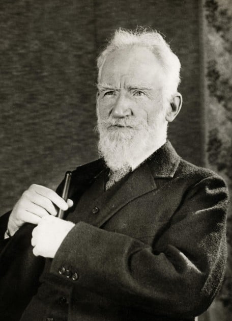 Playwright George Bernard Shaw did away with apostrophes in his writing.  You are not George Bernard Shaw.