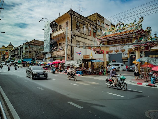 30 Thai Survival Phrases for Travelers to Make the Most of Your Trip